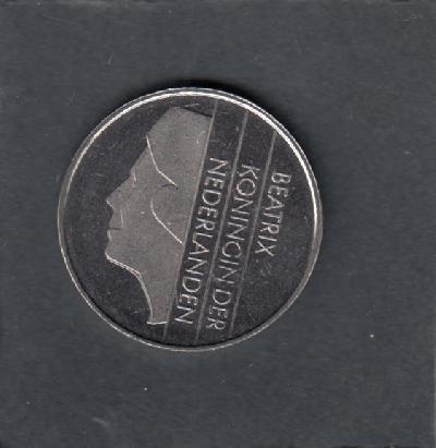 Beschrijving: 2 1/2 Gulden Beatrix